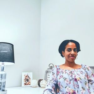 Meet your Posher, Netia